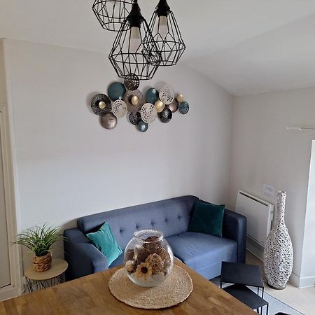 Appartement F2 Centre-Ville Issoire Avec Jolie Vue Ngoại thất bức ảnh